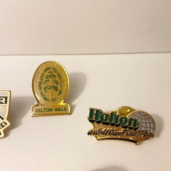 Vintage Lot of 11 Canada Pins Halton Hills Oakville  London Hamilton Pins - Picture 6 of 14